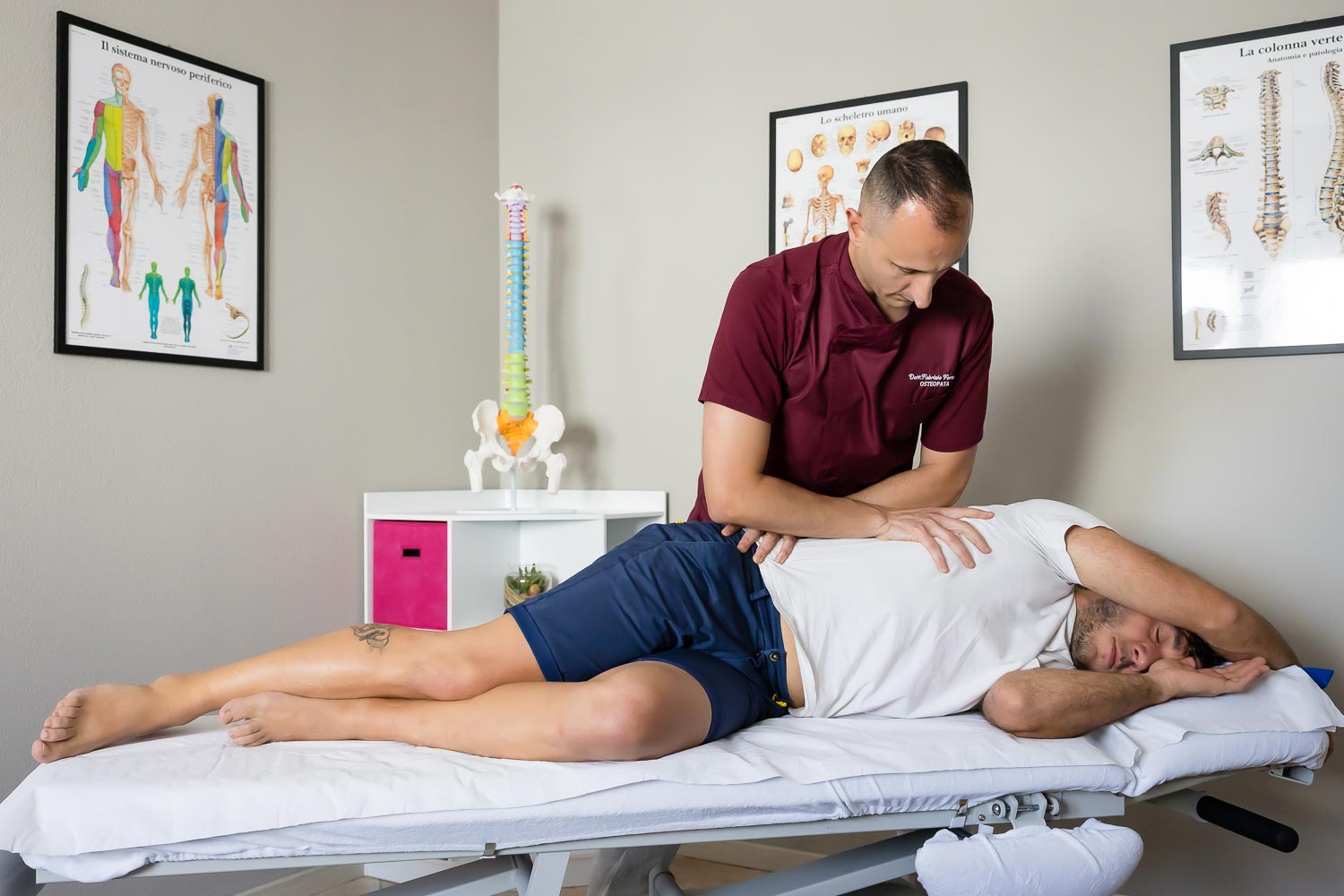 Come devo vestirmi per i trattamenti osteopatici?